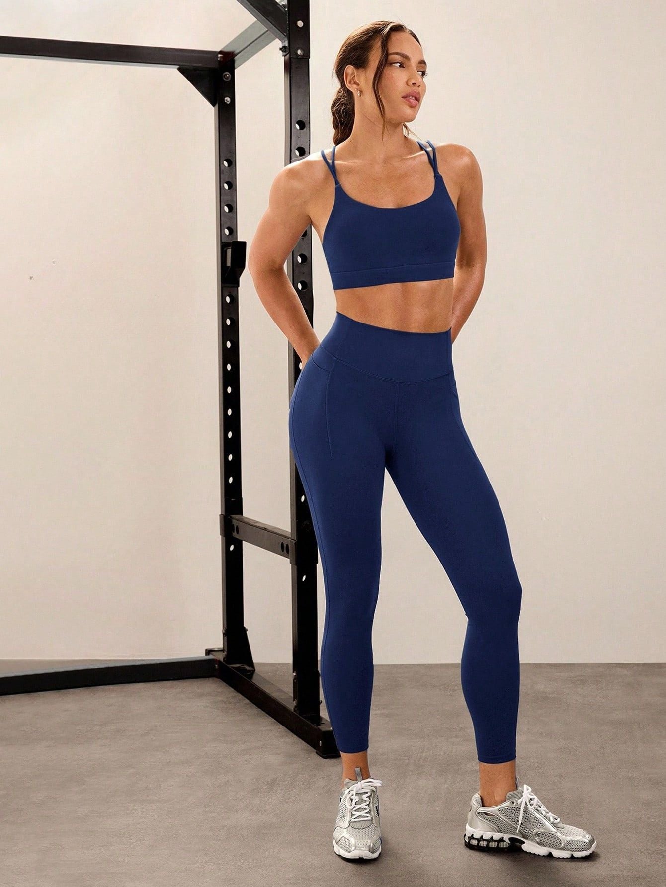 Legging Cintura Alta Com Bolsos Laterais Funcionais