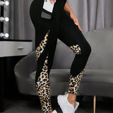 Legging Cintura Alta Capri Com Bolso E Painel Estampado