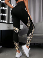 Legging Cintura Alta Capri Com Bolso E Painel Estampado