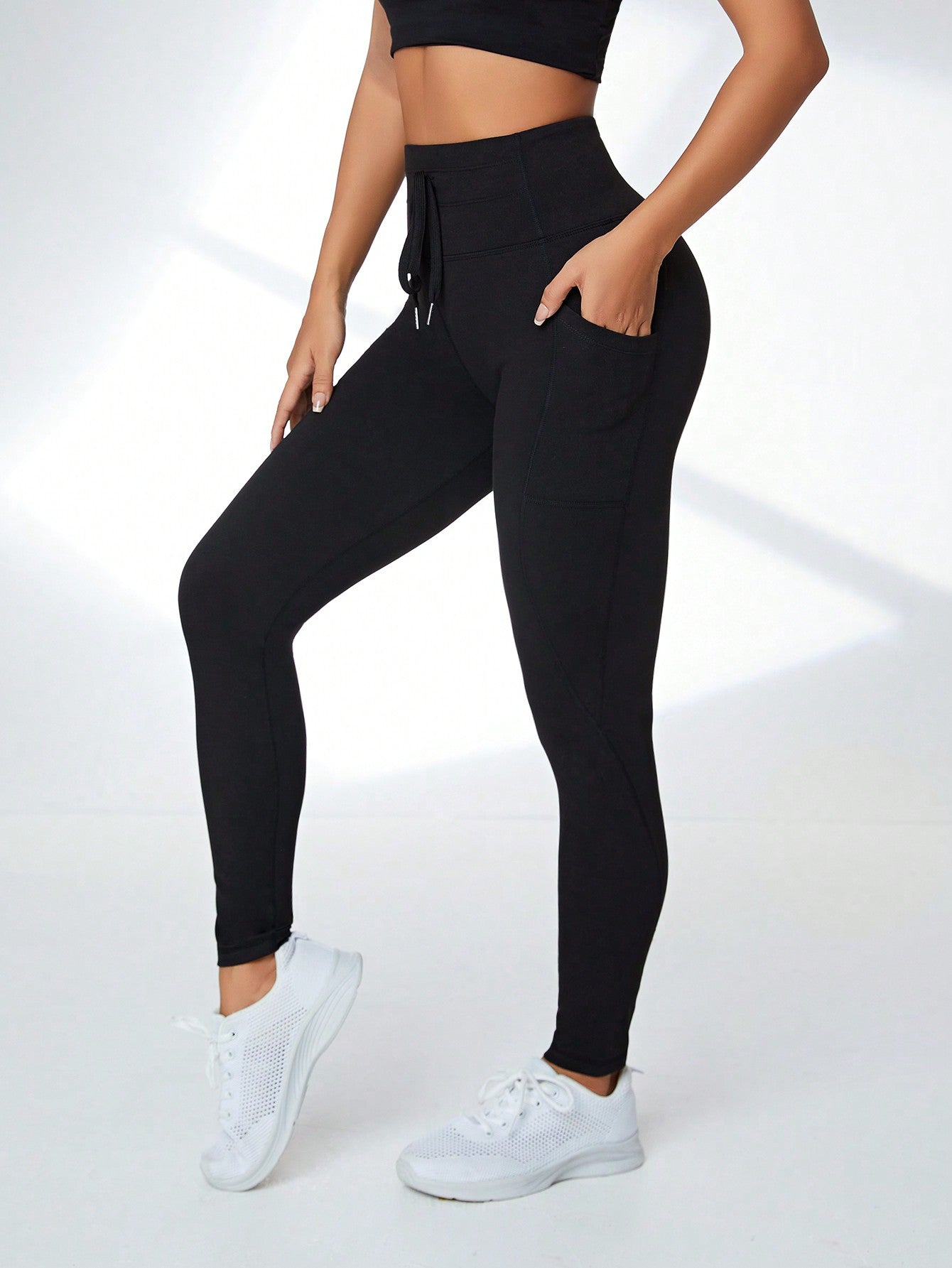 Legging Cintura Alta Com Cós Ajustável E Bolso Frontal