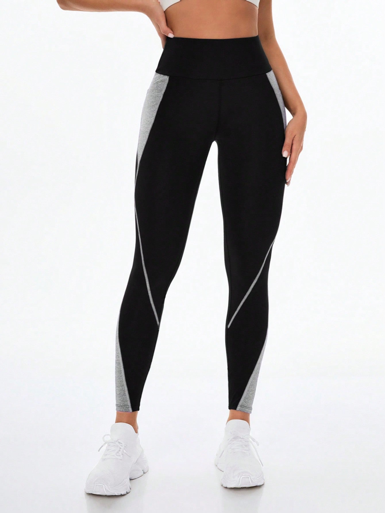 Legging Cintura Alta Com Recortes Dinâmicos Laterais