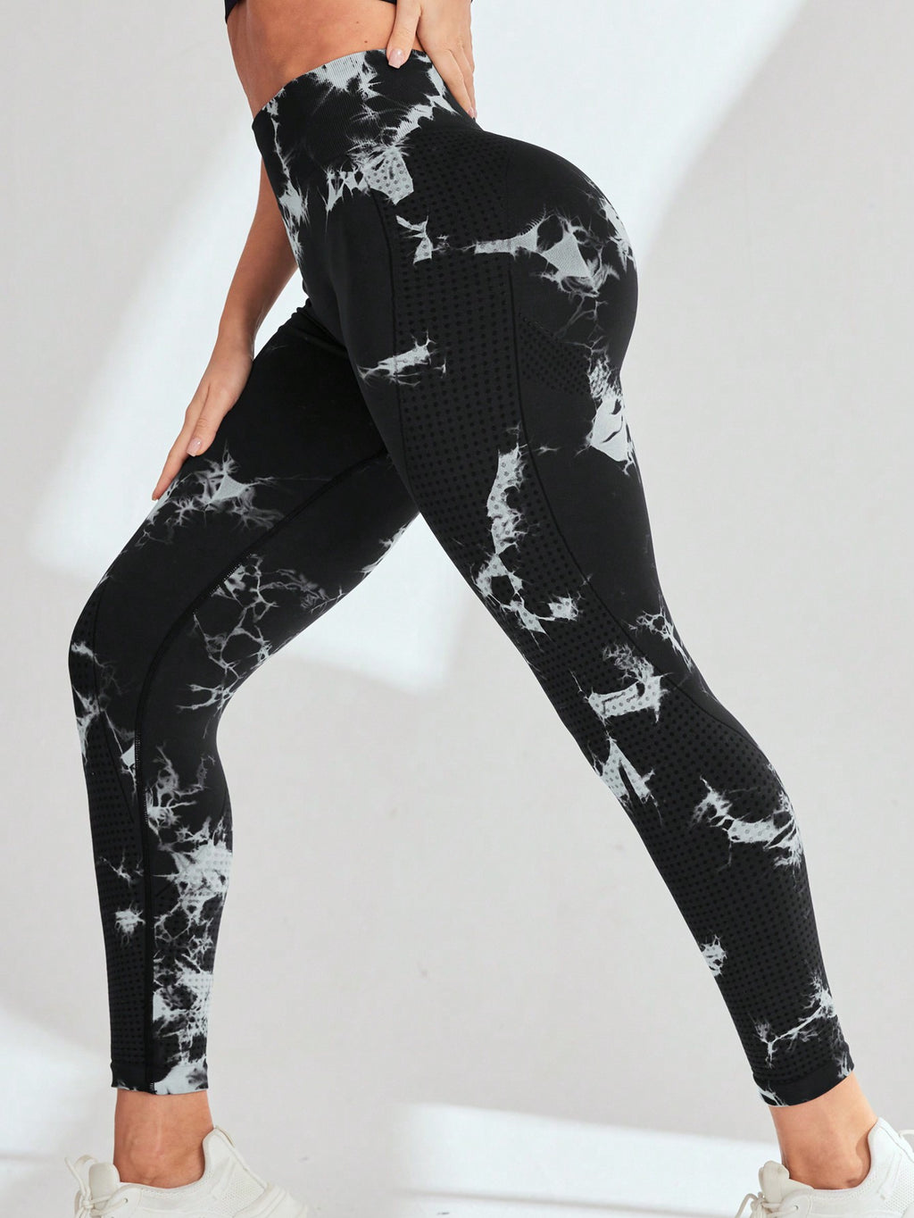 Legging Cintura Alta Com Estampa Artística Fitness