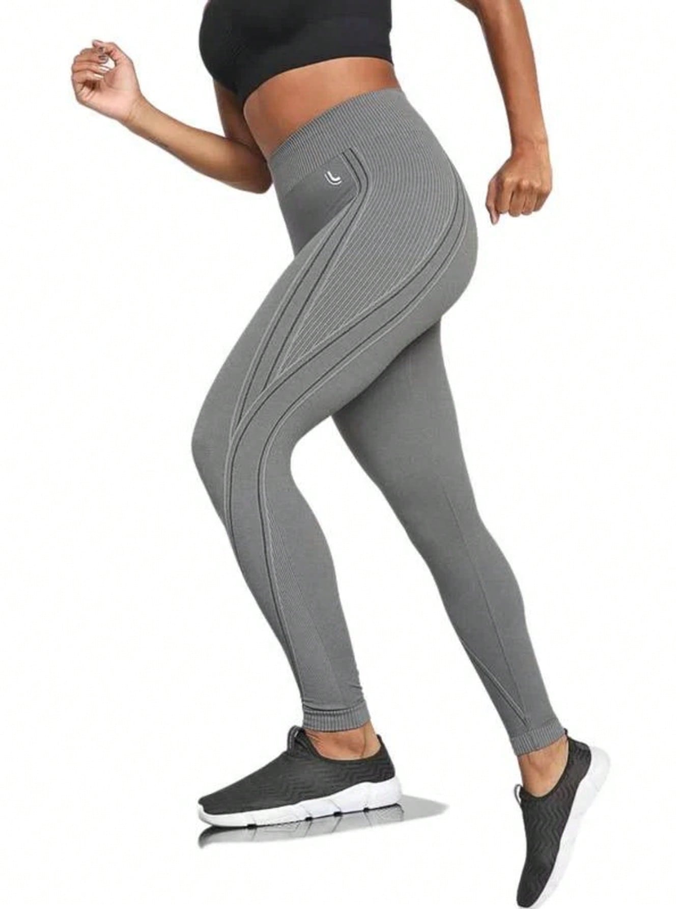 Legging Fitness Canelada Com Recortes Curvos Laterais