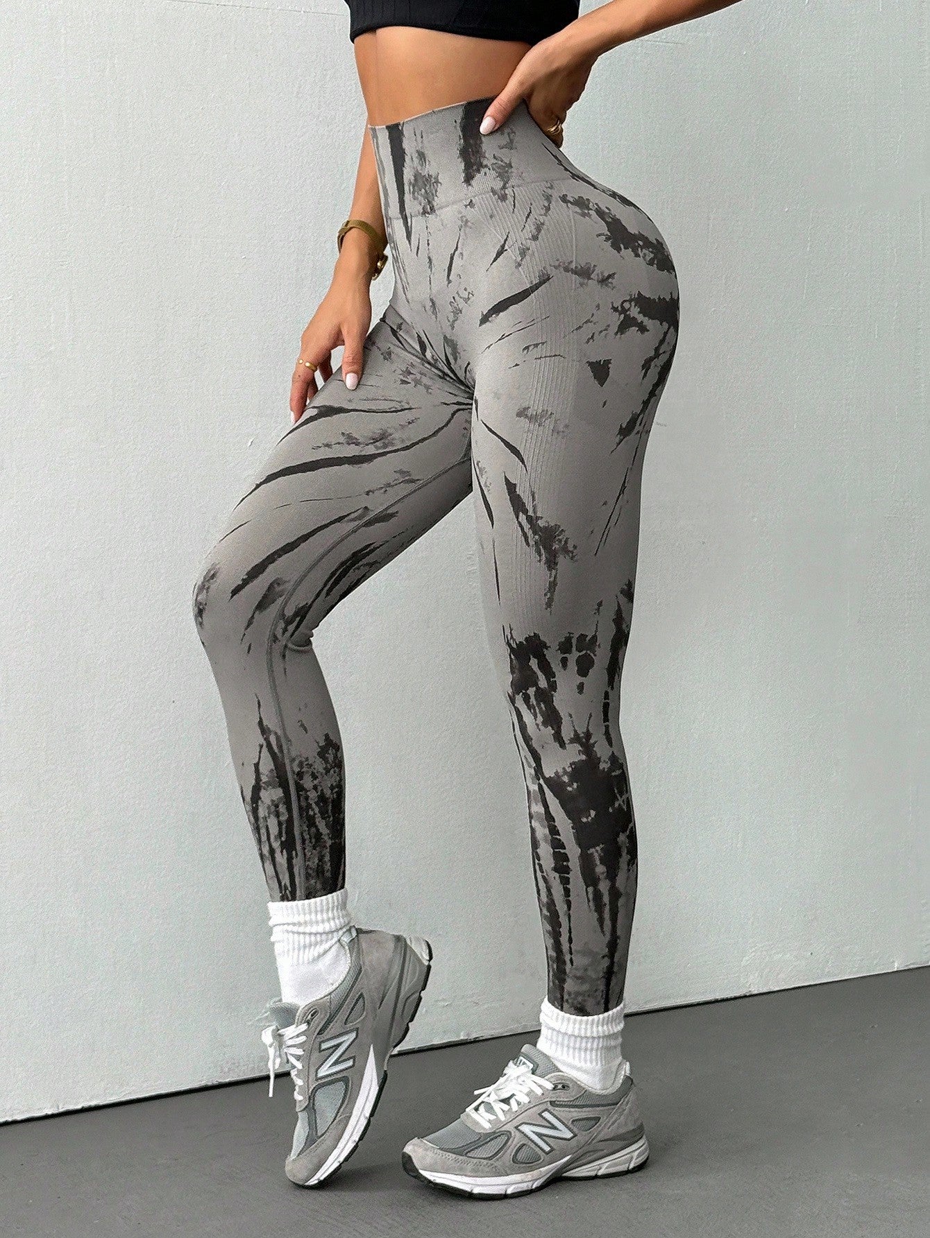 Legging Fitness Estampa Abstrata Cintura Alta Ajuste Justo