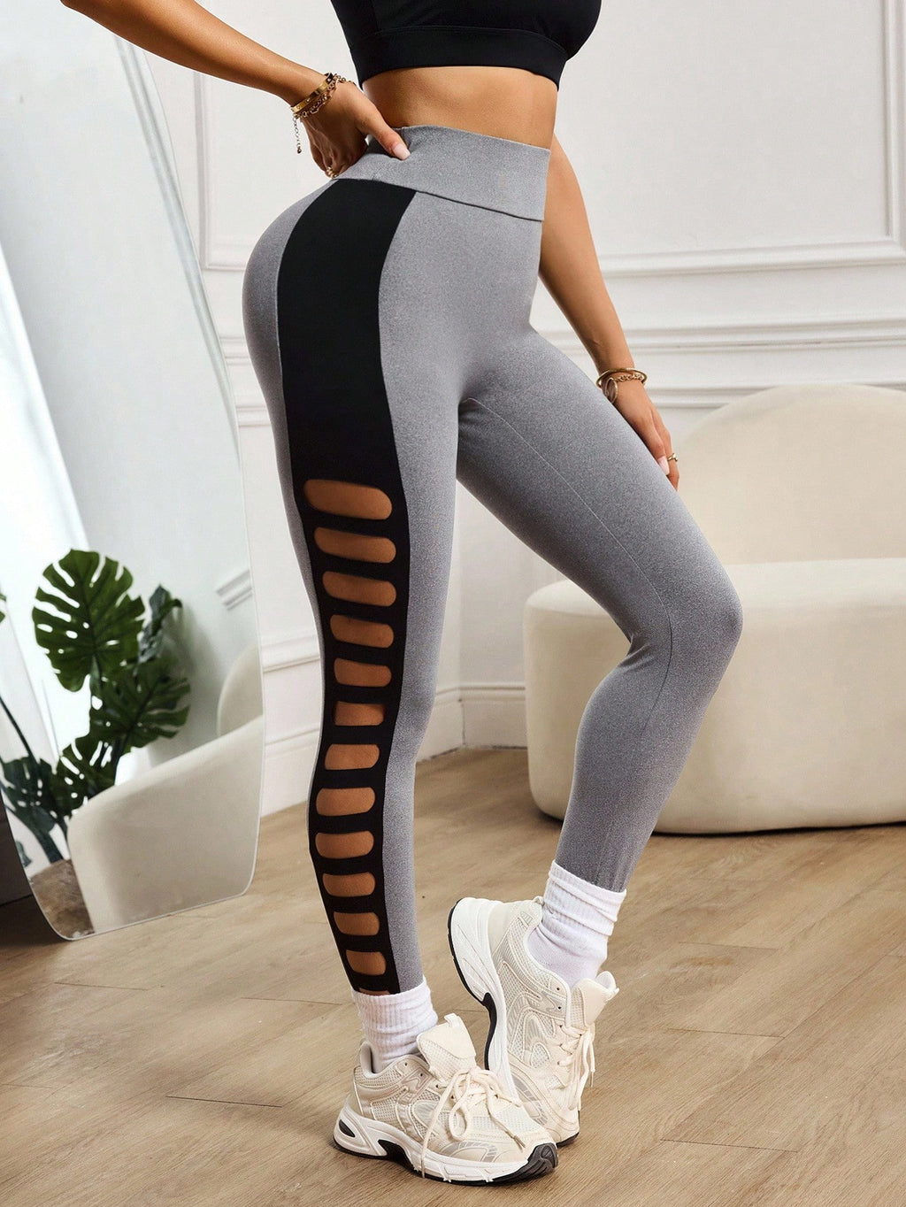 Legging Cintura Alta Com Aberturas Laterais Anatômicas