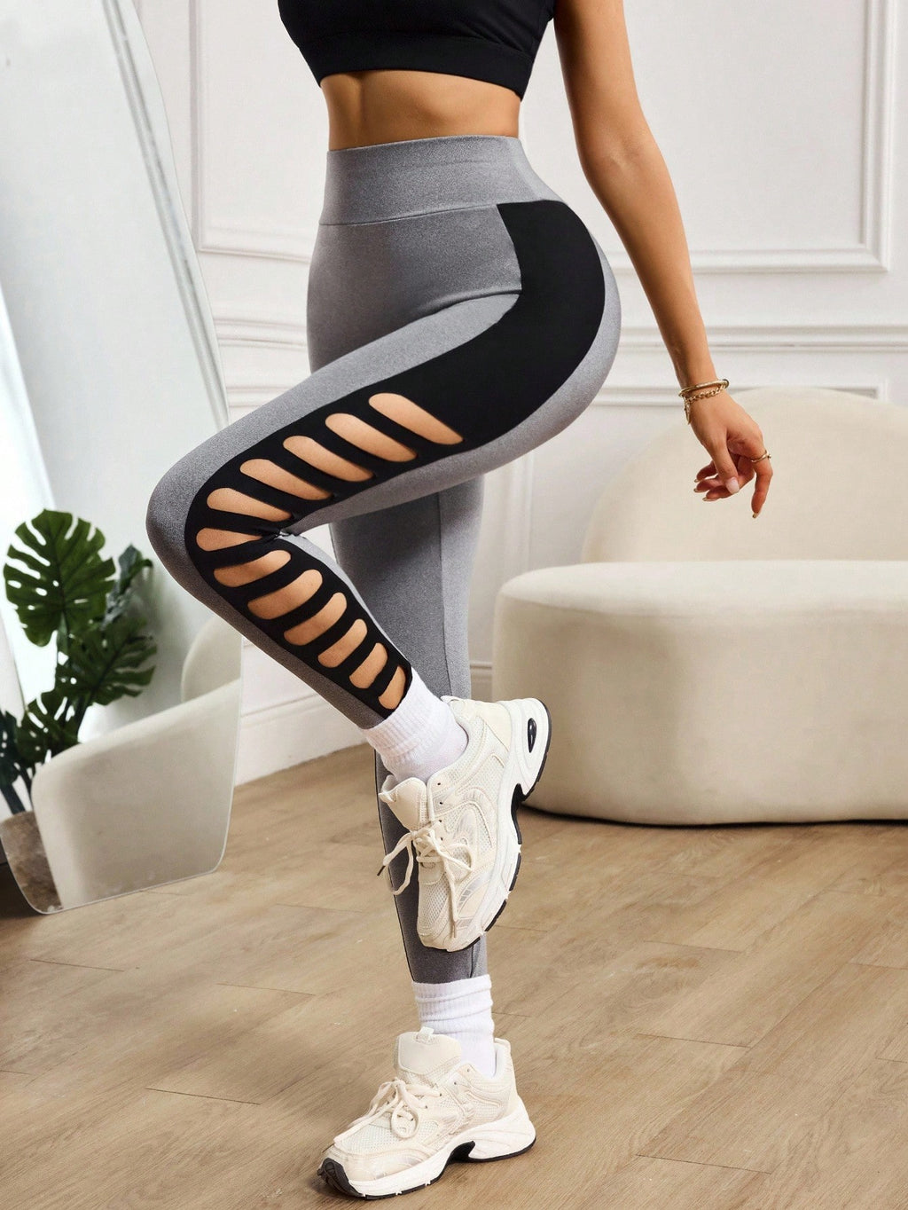 Legging Cintura Alta Com Aberturas Laterais Anatômicas