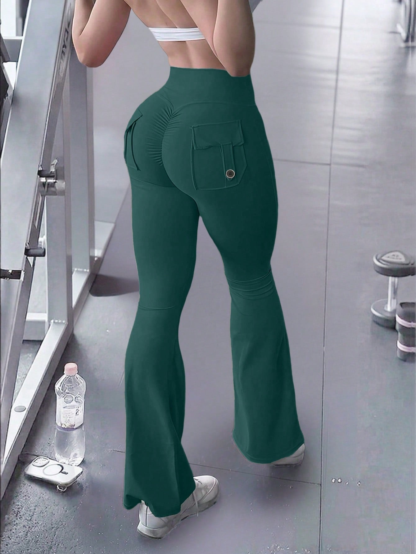 Legging Flare Com Bolso Traseiro E Ajuste Modelador