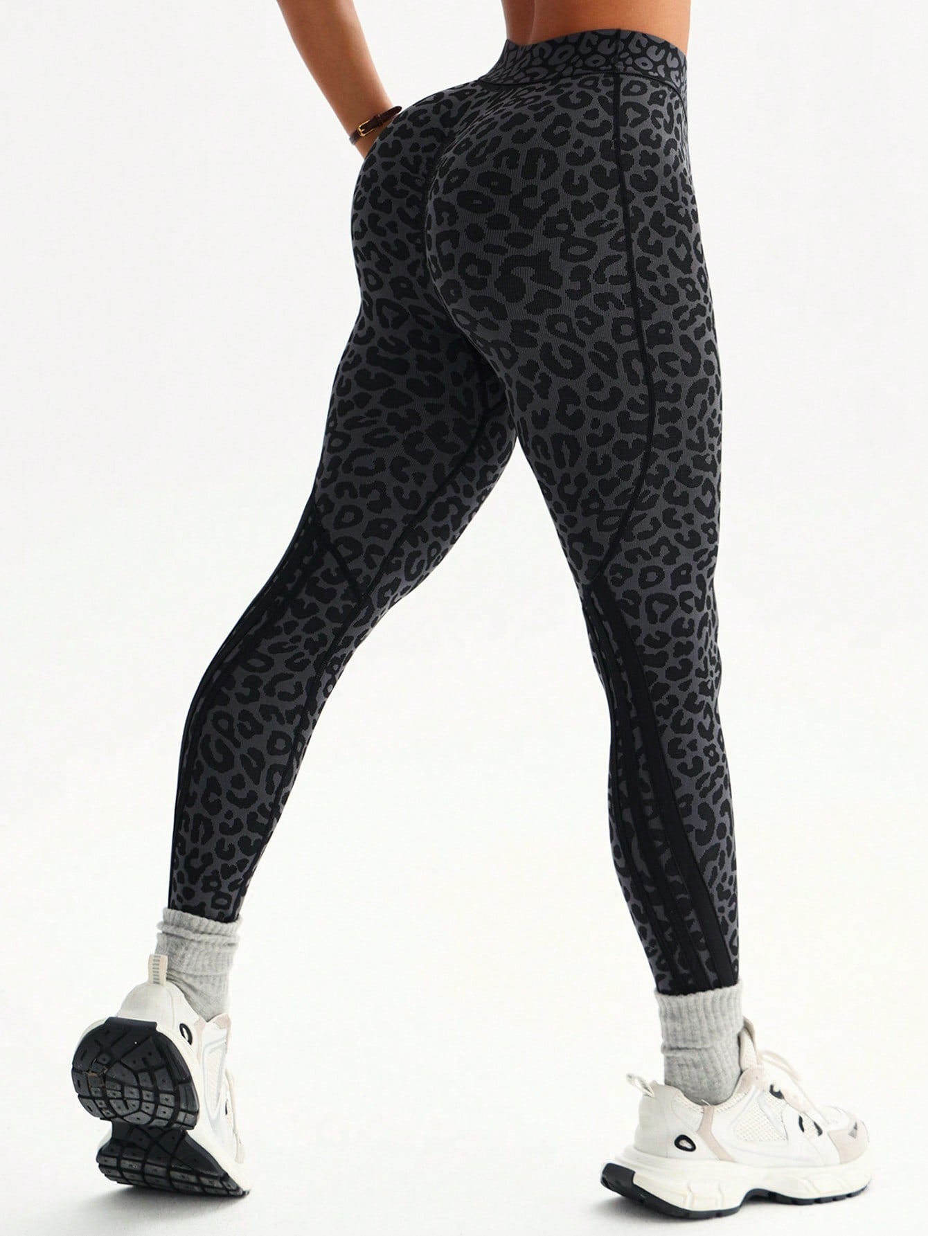 Legging Fitness Texturizada Estampa Animal Sem Costura