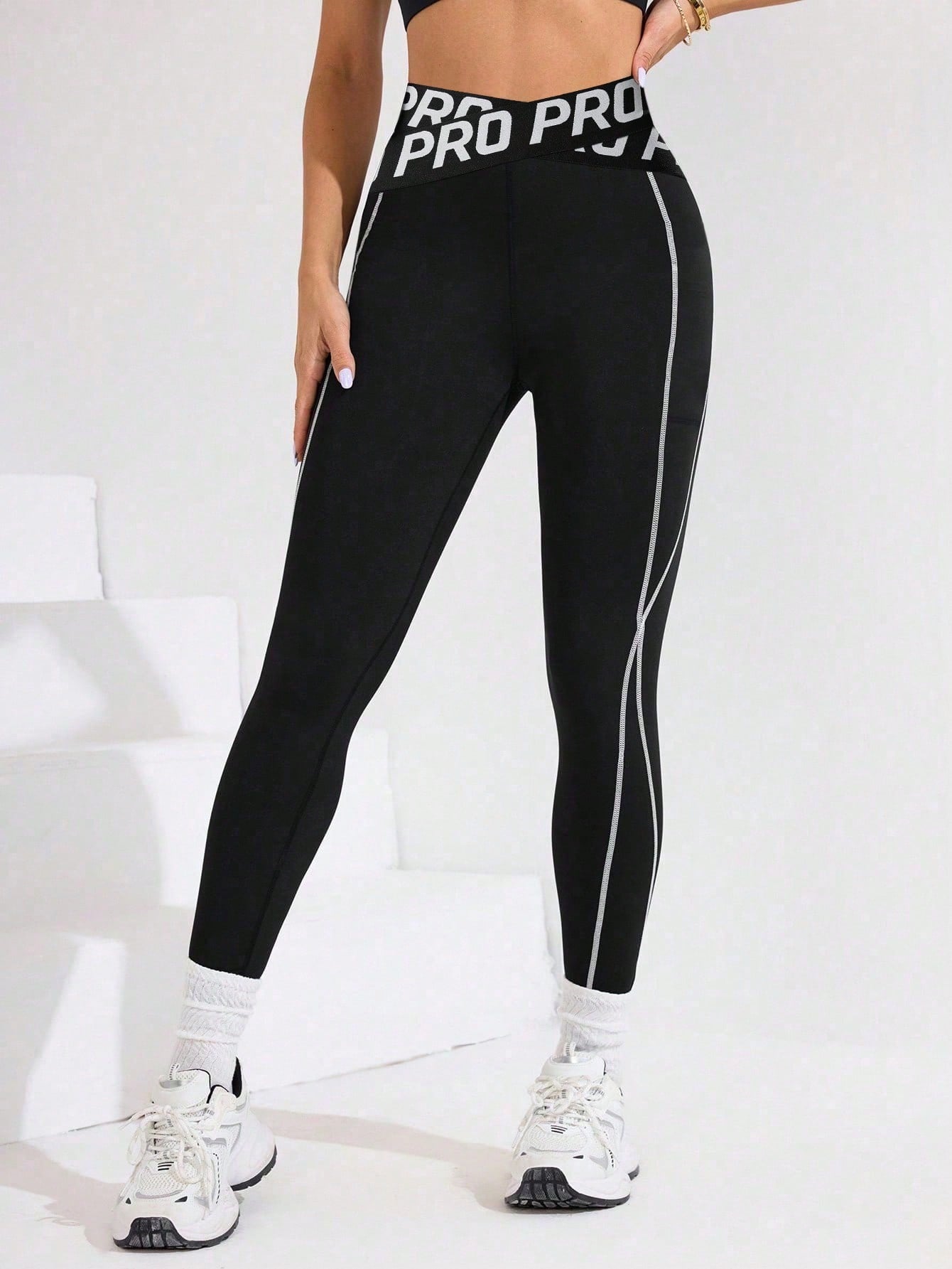 Legging Cintura Alta Com Bolsos Laterais