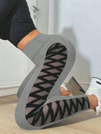 Legging Fitness Cintura Alta Com Vazado Lateral Trançado