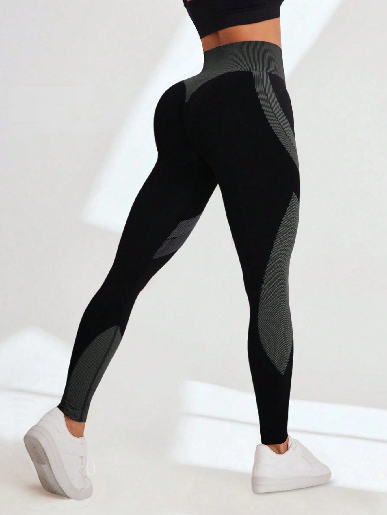 Legging Seamless Cintura Alta Com Painéis Anatômicos Laterais