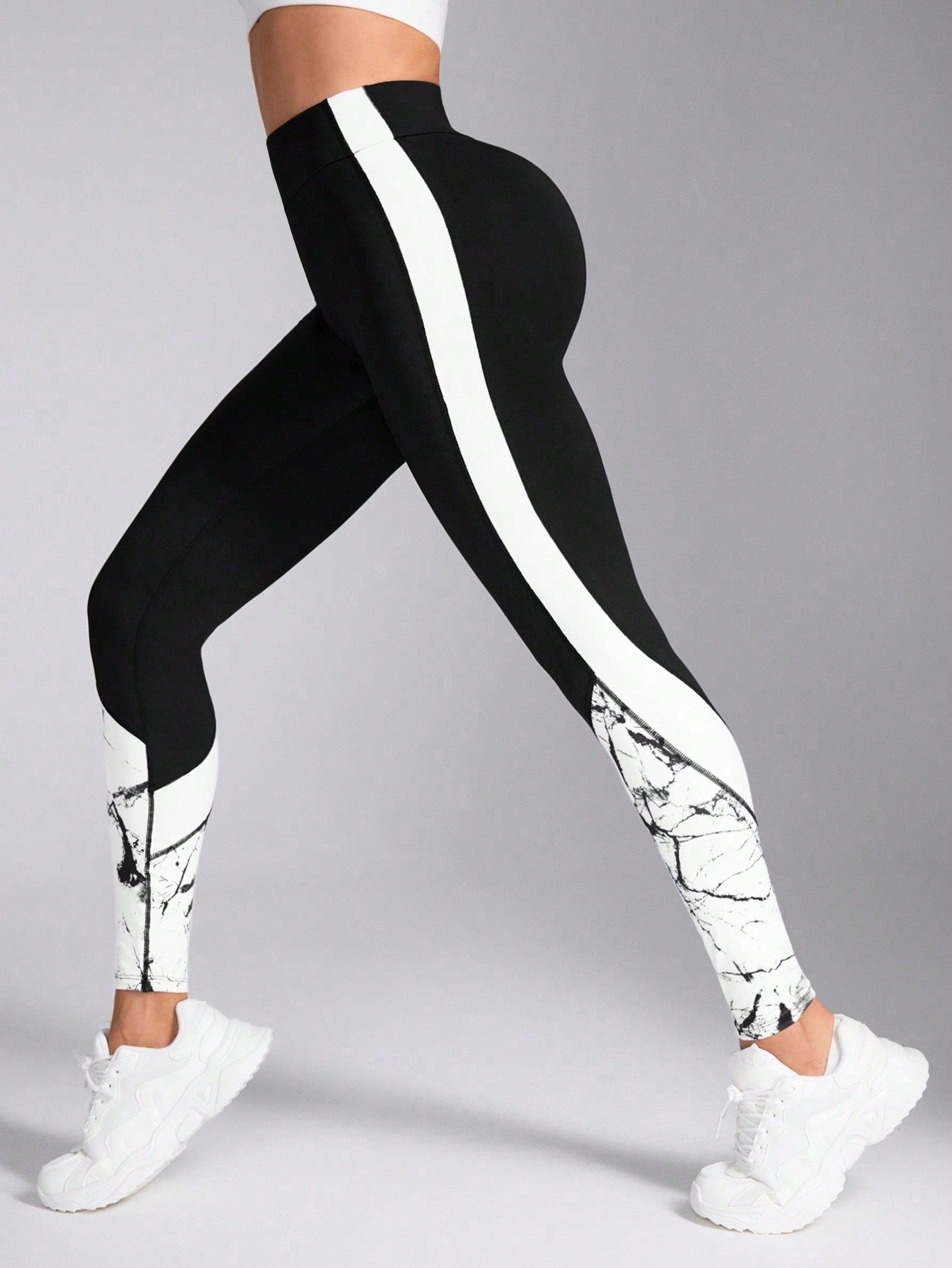 Legging Cintura Alta Com Faixa Lateral E Acabamento Fitness