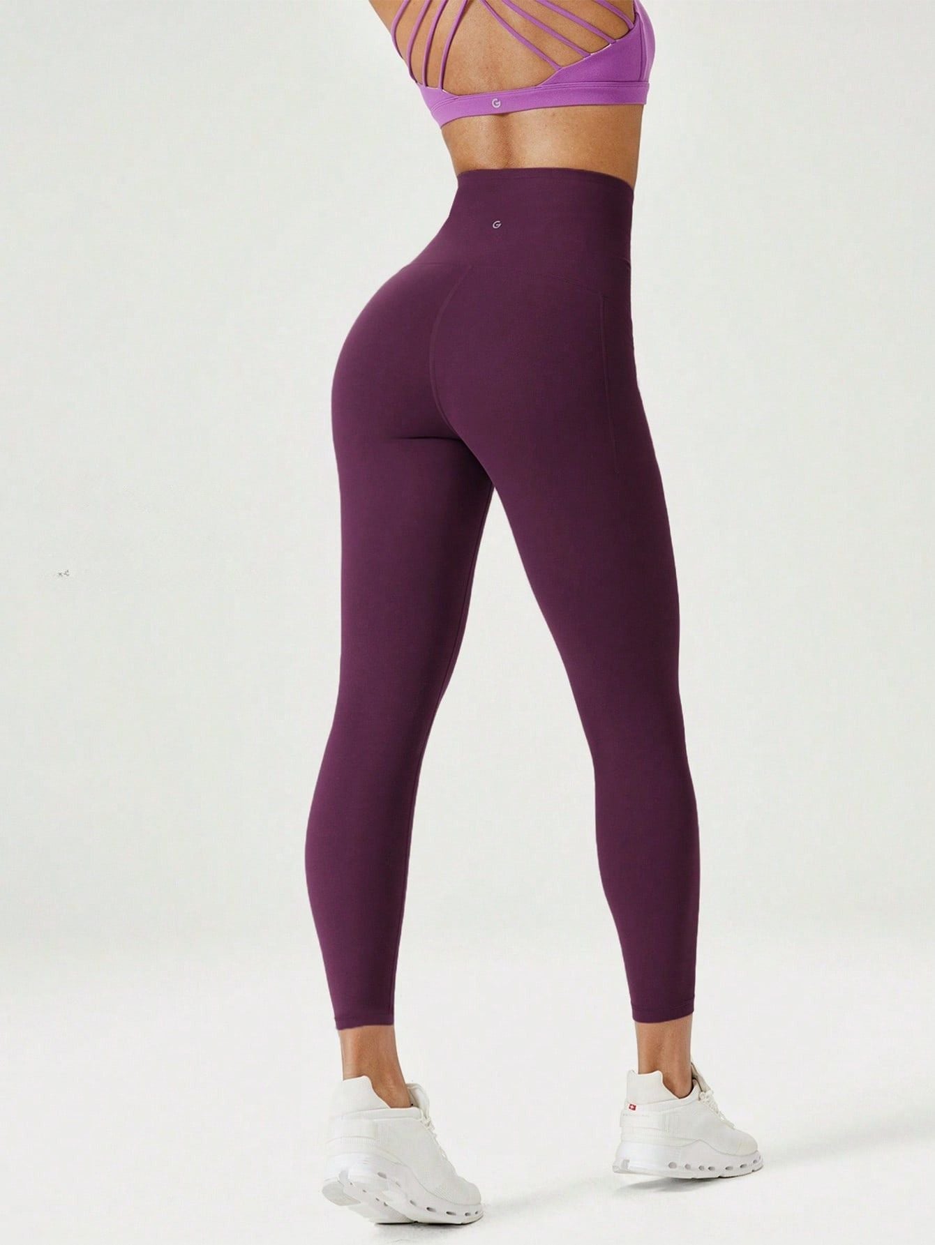 Legging Cintura Alta Com Fecho Em Colchetes